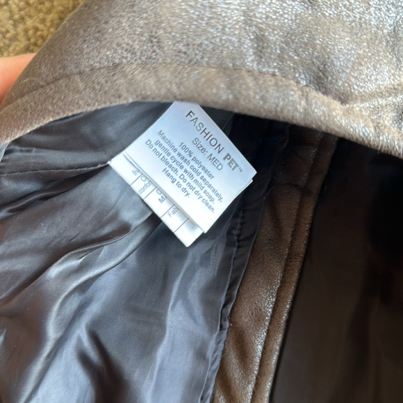 Medium dog jacket - Picture 3 of 3